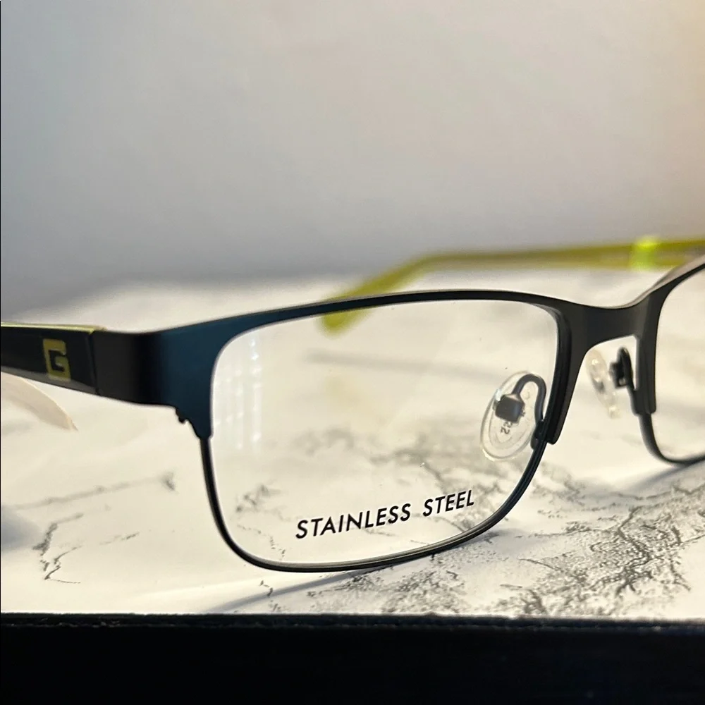Boys Guess Women's Glasses with Black Frame and Yellow Accents Size 49-17-130